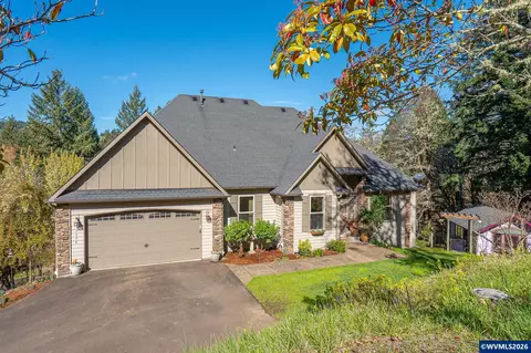7175 NW Oak Creek Dr, Corvallis, OR 97330