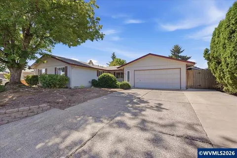 4866 Tanglewood Ct SE, Salem, OR 97317
