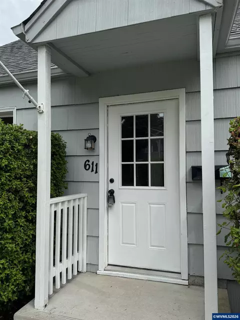 611 NW 11th St, Corvallis, OR 97330