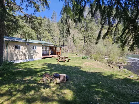 lot1 Shoreline Dr, Lyons, OR 97358