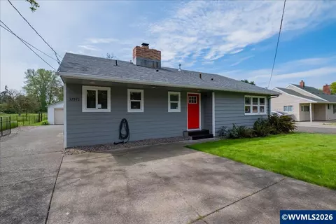 32973 Tennessee Rd, Lebanon, OR 97355