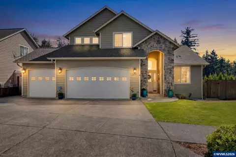 2651 Oak Ridge St NW, Albany, OR 97321