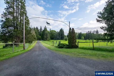 4562 Us 20 Hwy, Albany, OR 97321