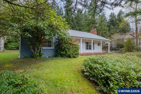 3697 Croisan Creek Rd S, Salem, OR 97302