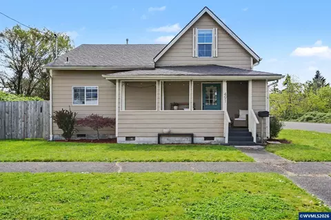 491 Butler St, Independence, OR 97351