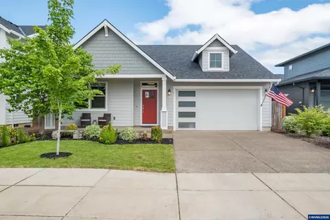 1531 SE Barberry Ave, Dallas, OR 97338