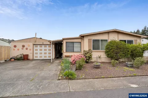 1055 Lockhaven Dr N #98, Keizer, OR 97303