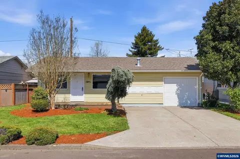 1383 Thompson Rd, Woodburn, OR 97071