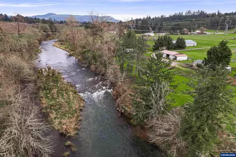 39785 Highway 228, Sweet Home, OR 97386