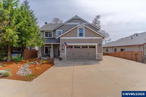 455 NW Fairhaven Ln, Dallas, OR 97338
