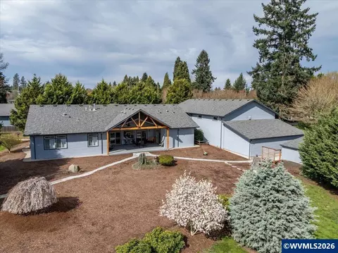 Exterior - 1647 NE Springhill Dr, Albany, OR 97321 photo 7 of 12
