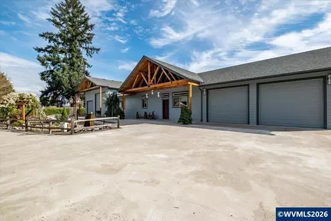 Exterior - 1647 NE Springhill Dr, Albany, OR 97321 photo 3 of 12