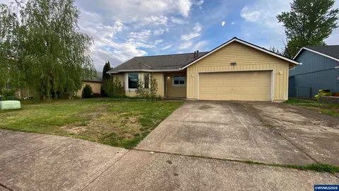 227 NW Bonanza Ave, Dallas, OR 97338