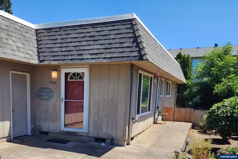 3584 Chiefs Ct NE, Salem, OR 97305