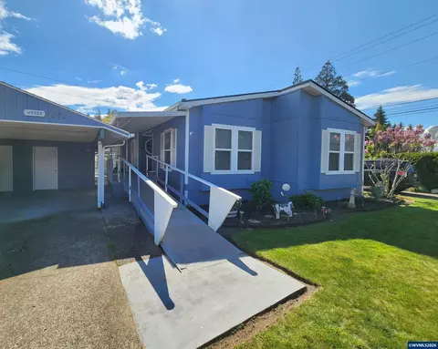 5422 Portland Rd NE #107G, Salem, OR 97305