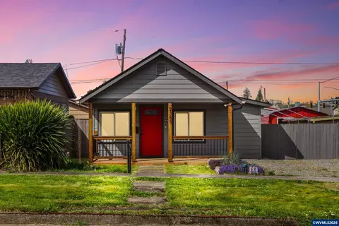 2385 5th St NE, Salem, OR 97301