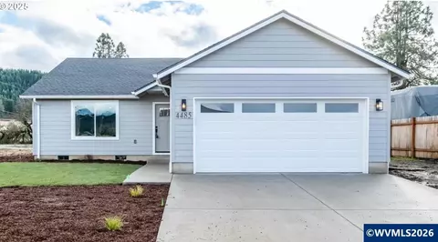4400 Knotty Pine Ct, Sweet Home, OR 97386