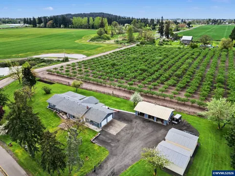 39142 Morningstar Rd NE, Albany, OR 97321