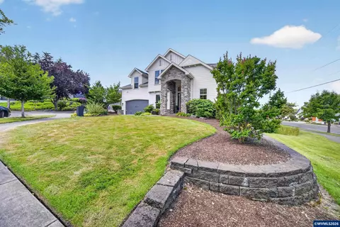 1750 SW Pinehurst Pl, Corvallis, OR 97333