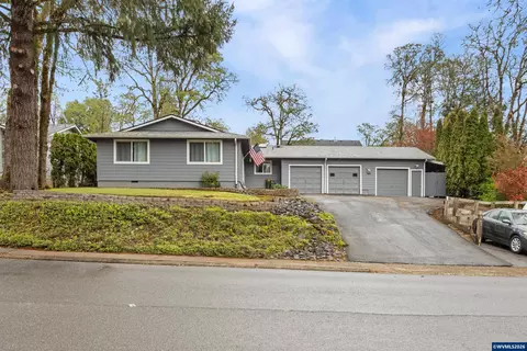 542 NW Douglas St, Dallas, OR 97338