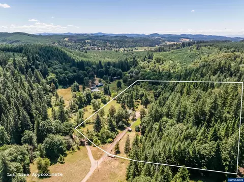 42038 Clark Smith Dr, Lebanon, OR 97355