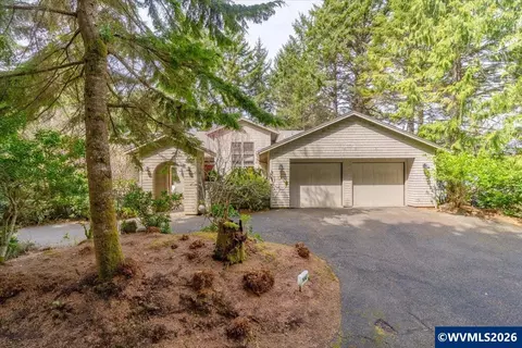 108 Ridge Crest Rd, Gleneden Beach, OR 97388