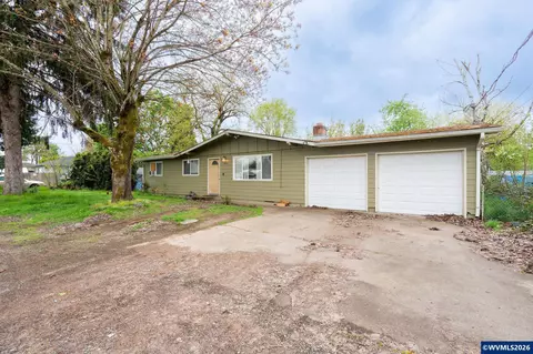 465 36th Ave NE, Salem, OR 97305