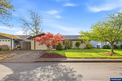 2880 SE Aldrin Pl, Corvallis, OR 97333