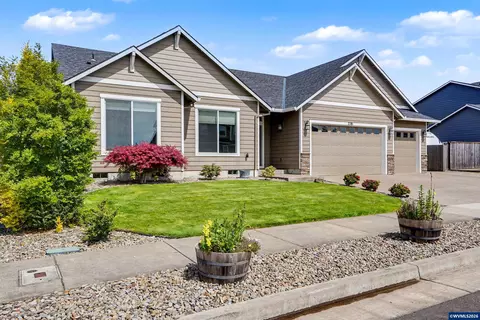 2281 NE Deciduous Ave, Albany, OR 97321