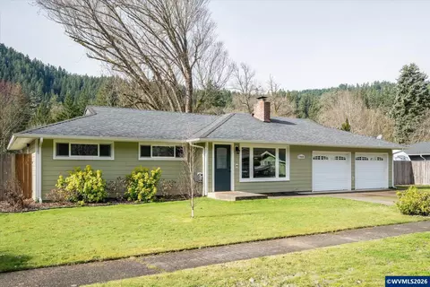 77038 Westridge Ave, Westfir, OR 97492