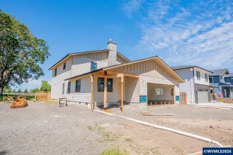 2456 Phillips Way, Lebanon, OR 97355
