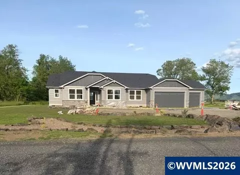 348 E Kisling Ave, Brownsville, OR 97327