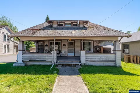 2328 State St, Salem, OR 97301