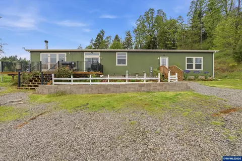 17790 Richardson Rd, Dallas, OR 97338