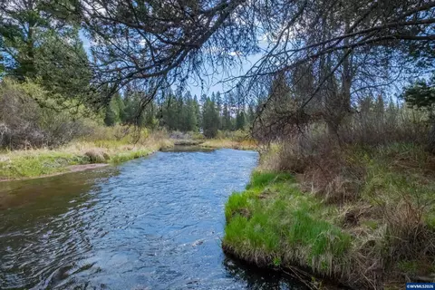 View/Area - 2507 Rohlfing Cir, La Pine, OR 97739 photo 2 of 6