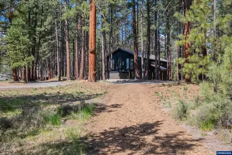 Exterior - 2507 Rohlfing Cir, La Pine, OR 97739 photo 9 of 10
