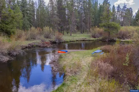 View/Area - 2507 Rohlfing Cir, La Pine, OR 97739 photo 3 of 6
