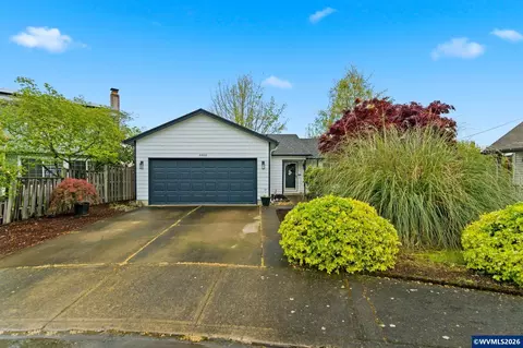 4468 Fuhrer St NE, Salem, OR 97305