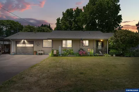 401 Wagon Wheel Dr, Lebanon, OR 97355