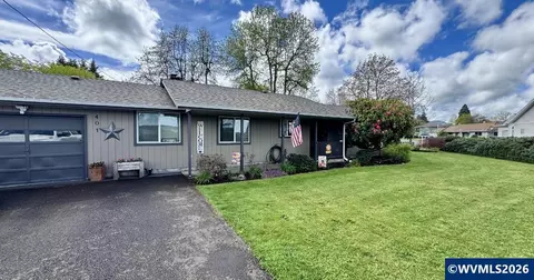 401 Wagon Wheel Dr, Lebanon, OR 97355