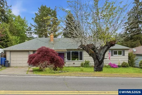 955 Harris Ave SE, Salem, OR 97302
