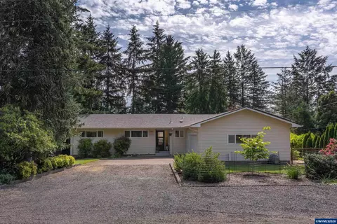 2981 Sunny Ln NW, Albany, OR 97321