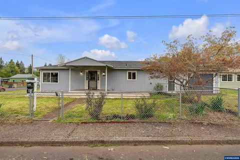 373 SW Church St, Dallas, OR 97338