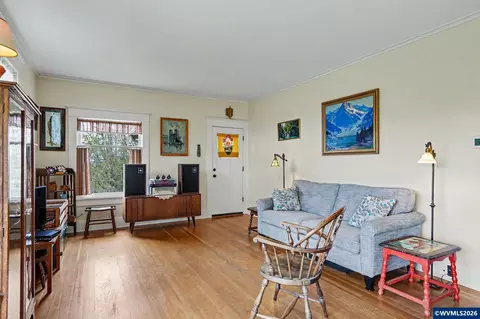 Other - 700 Oak St, Silverton, OR 97381 photo 2 of 11