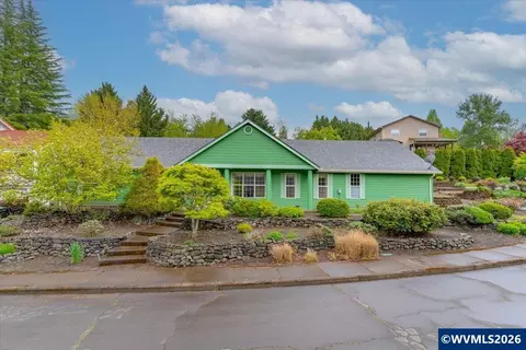 1792 Sunburst Ter NW, Salem, OR 97304