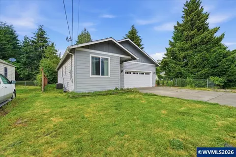 755 E Ash St, Lebanon, OR 97355