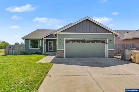 179 NW Card Ave, Dallas, OR 97338