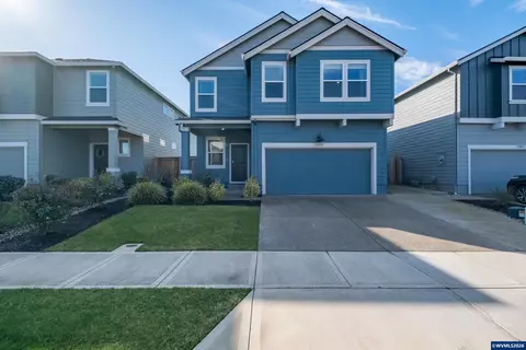 2275 Halter Dr, Woodburn, OR 97071