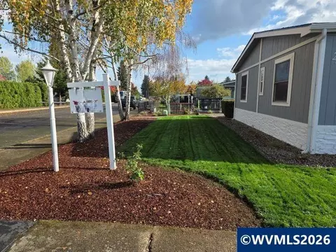 450 Lacreole Dr #25, Dallas, OR 97338