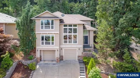 402 La Cresta Dr SE, Salem, OR 97306